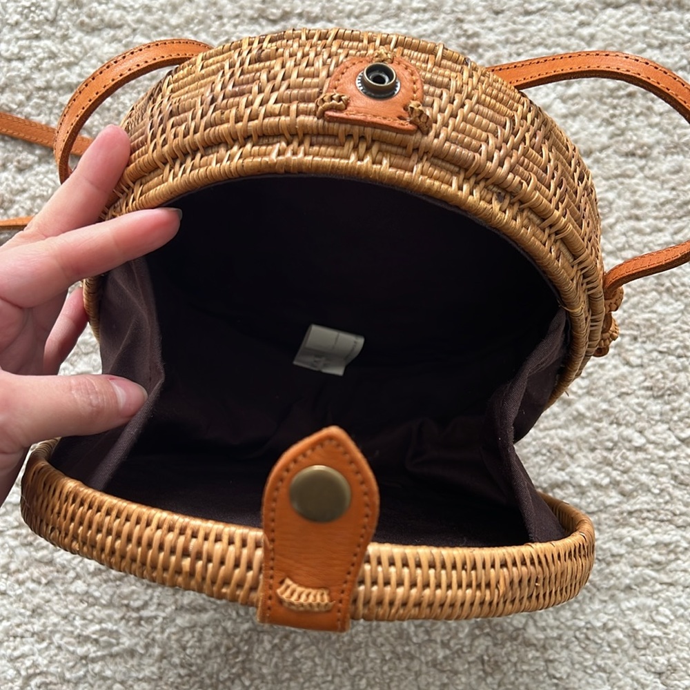 Round Rattan Bag - Picture 3 of 4
